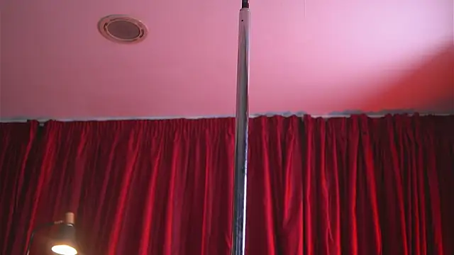 Evelyn_Evyyy live sex cam