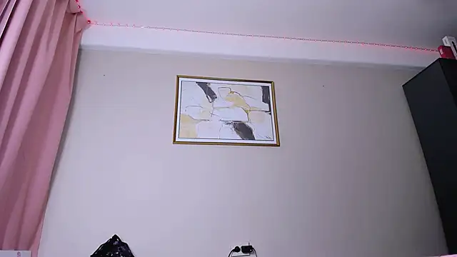 yoi_mika live sex cam