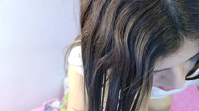 eva_sin18 live sex cam