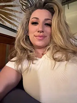 miamellycious live sex cam