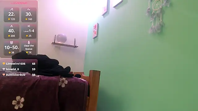 alisontitsmilk19's cam snapshot