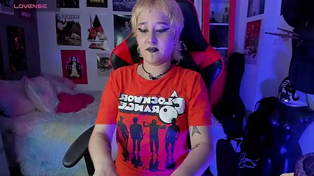 mistresscrowley666's cam snapshot