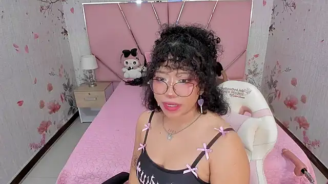 SafiroAgataaa's cam snapshot