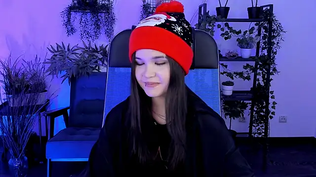 Elainebeness's cam snapshot