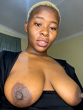 MiyaXo2's cam snapshot