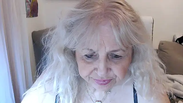 SusiLifeXXX's cam snapshot