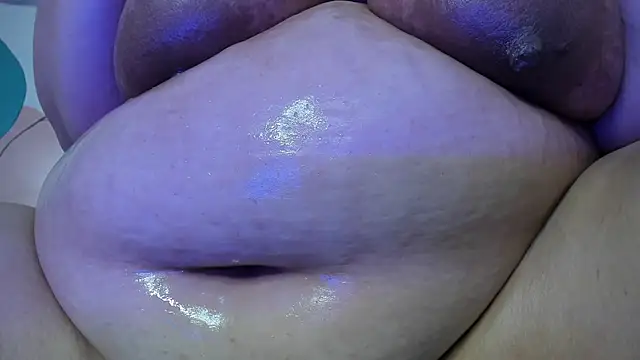 Alondra_zaaens's cam snapshot