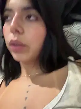 NicolRoss_'s cam snapshot