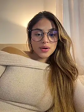 SaraParisi's cam snapshot