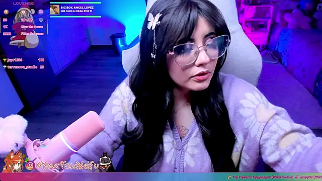 AlyssaRomanova's cam snapshot