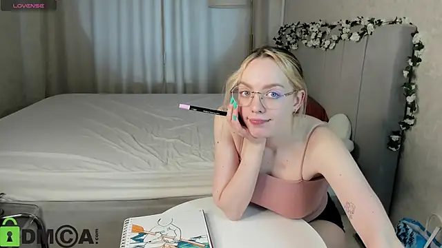 R0cket_bunny's web cam