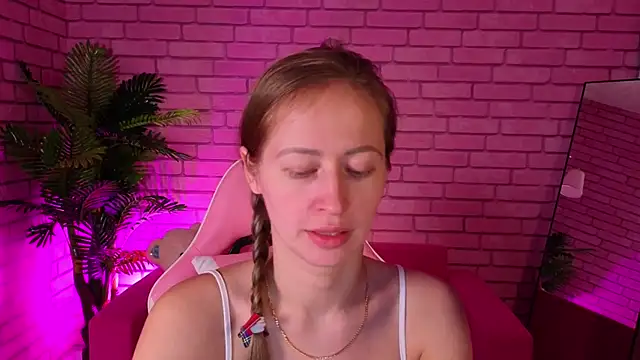 bella_li__'s cam snapshot