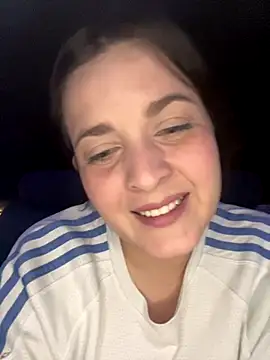 Anyhot_latina's cam snapshot