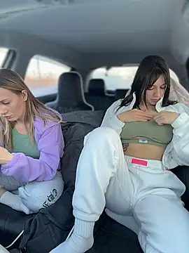 JulliaVegas's cam snapshot