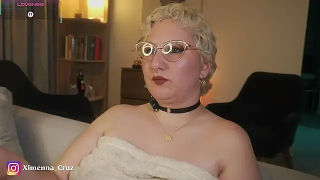 Ximenna_Cruz's cam snapshot