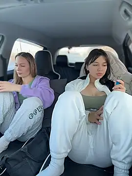 JulliaVegas's cam snapshot