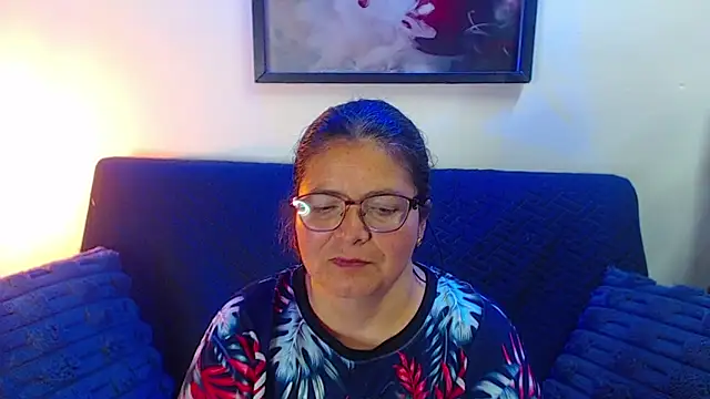 Linda_banks_'s cam snapshot