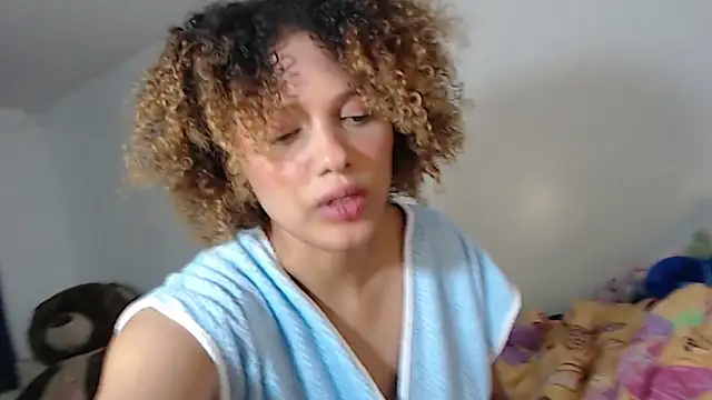 Nathaly_naughty's cam snapshot