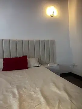 Mia_Roswell's cam snapshot