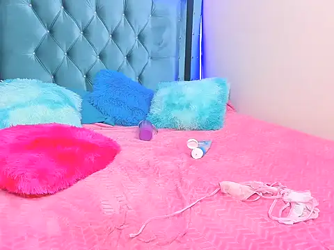 Aurora_sky9's cam snapshot