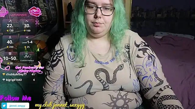 JannetPie's cam snapshot