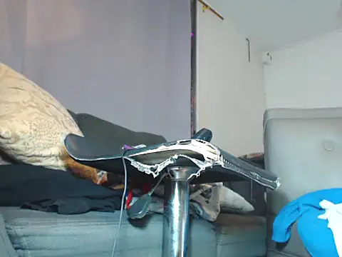 hotmaggie_bbw's cam snapshot