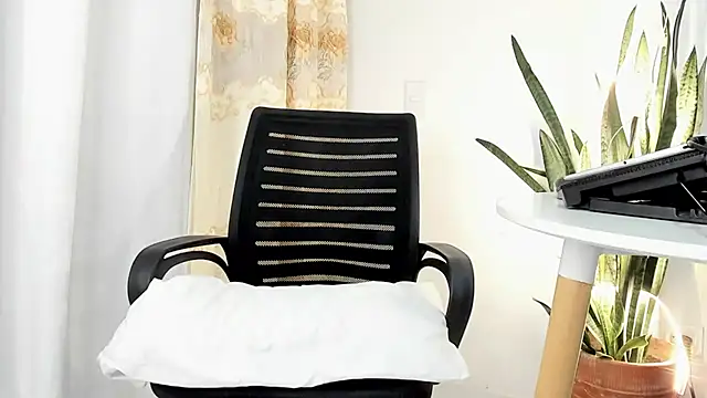 JuanDiegoKing's cam snapshot