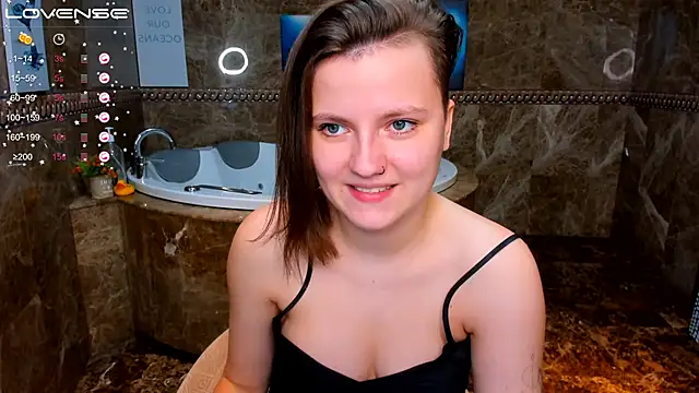 MelindaTin's cam snapshot