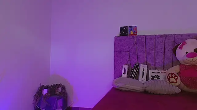 fluffy_peit16's cam snapshot