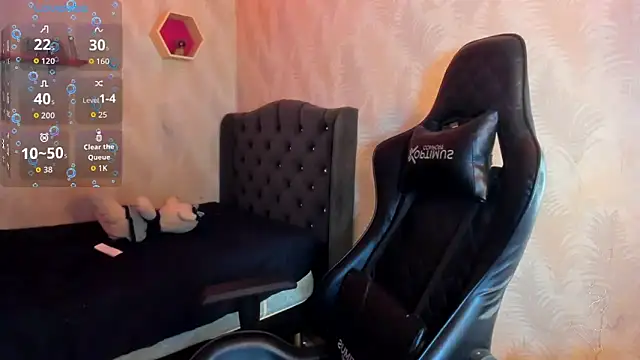 andy_bell_x's cam snapshot