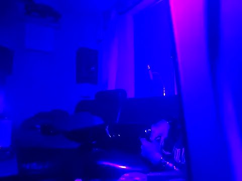 Crystalbitchx's cam snapshot