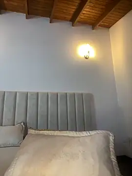 Mia_Roswell's cam snapshot