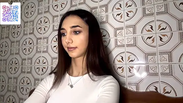 LinaMour's cam snapshot