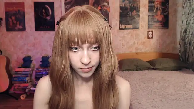 Friendly_Ellie's cam snapshot