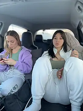 JulliaVegas's cam snapshot