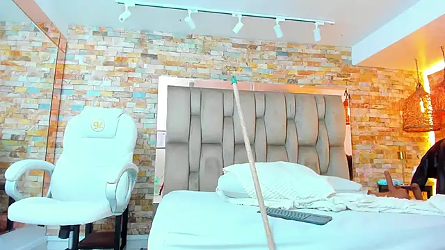 karla_dunn's cam snapshot