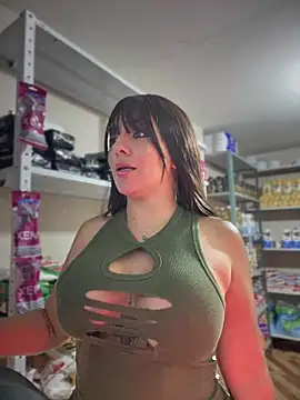 AlanaRouss's cam snapshot