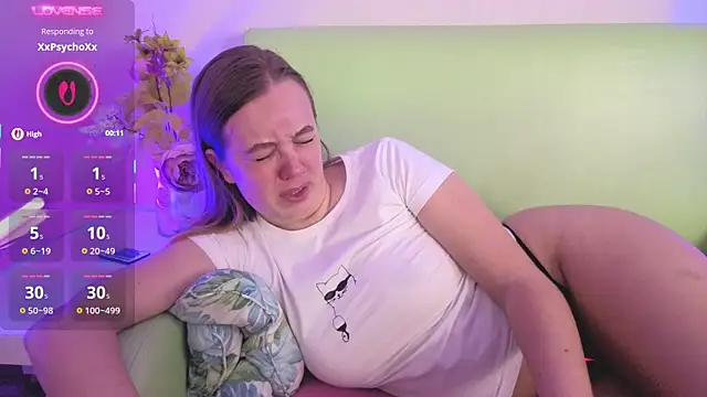 Sofia_Bushe's cam snapshot