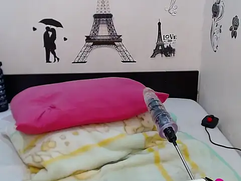 BabyChloe_'s cam snapshot