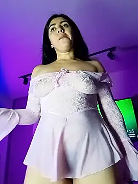 Sara-215's cam snapshot