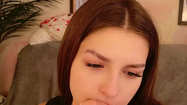 NikaLove-'s cam snapshot