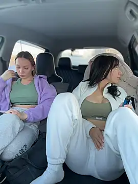 JulliaVegas's cam snapshot