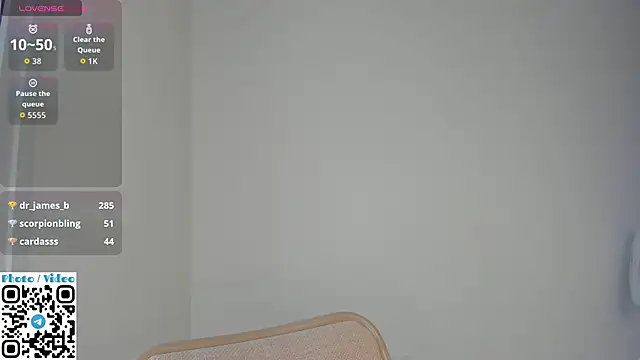 Helen_Spark's cam snapshot