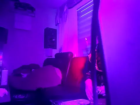 Crystalbitchx's cam snapshot