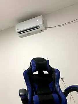 sashaoficial_'s cam snapshot