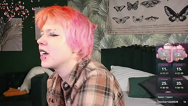 CarolineRichter's cam snapshot