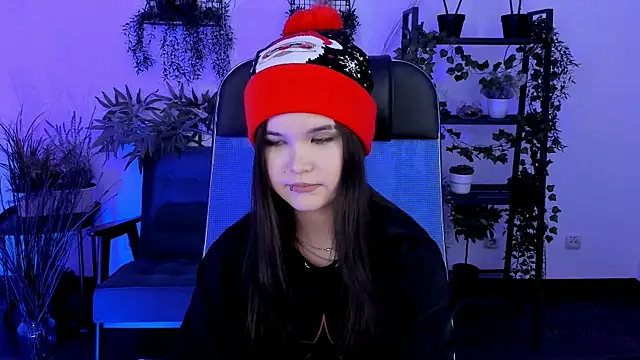 Elainebeness's cam snapshot