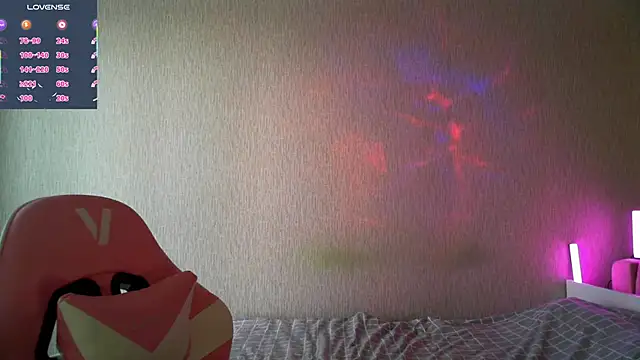 eskatmi's cam snapshot