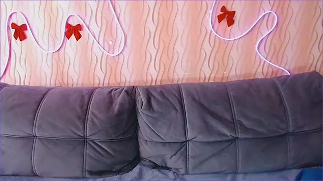 Find_My_Grace's cam snapshot