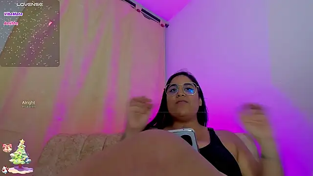 YenthCorona's cam snapshot